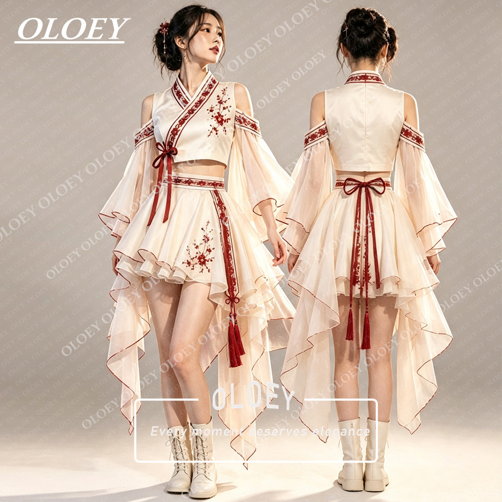 Modern Korean Lifestyle - OLOEY Modernes Rotes Besticktes Elfenbeinfarbenes Kurzes